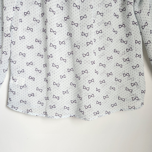 NWT Disney Collab Lauren Conrad Size M Pale Blue Bow Print Button Down Blouse - Picture 11 of 15